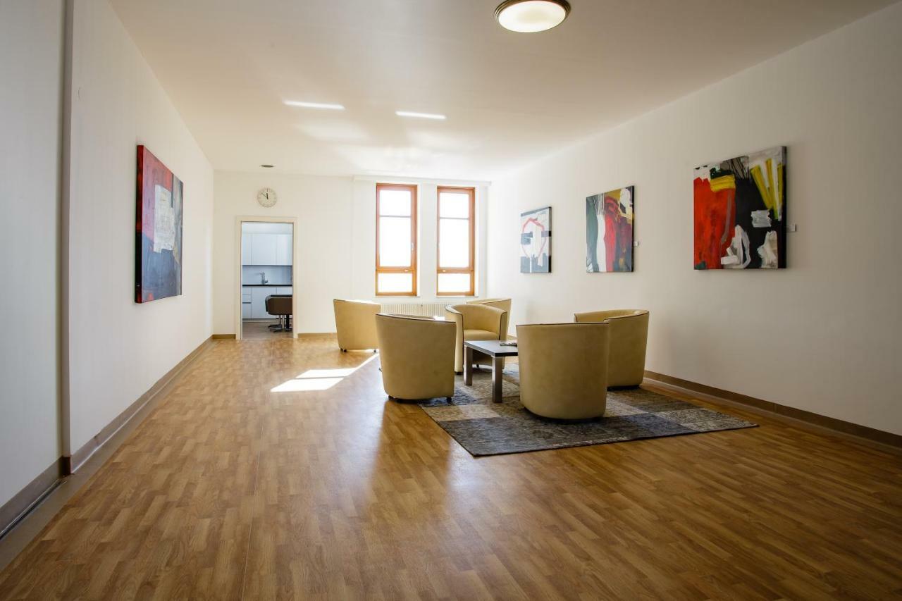 Health Vital Comfort Guestrooms Wels Exteriör bild