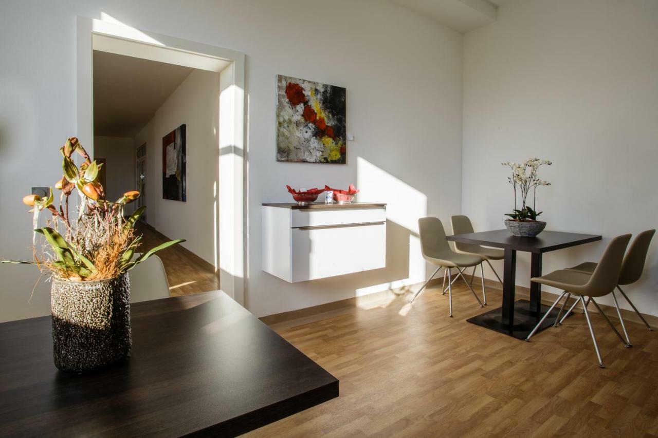 Health Vital Comfort Guestrooms Wels Exteriör bild